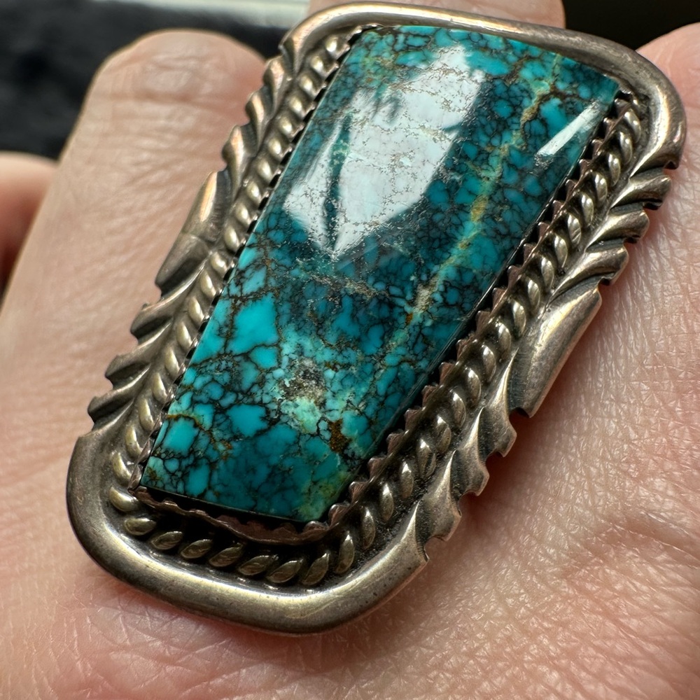 Artist signed Turquoise Sterling statement ring - Picture 5 of 8